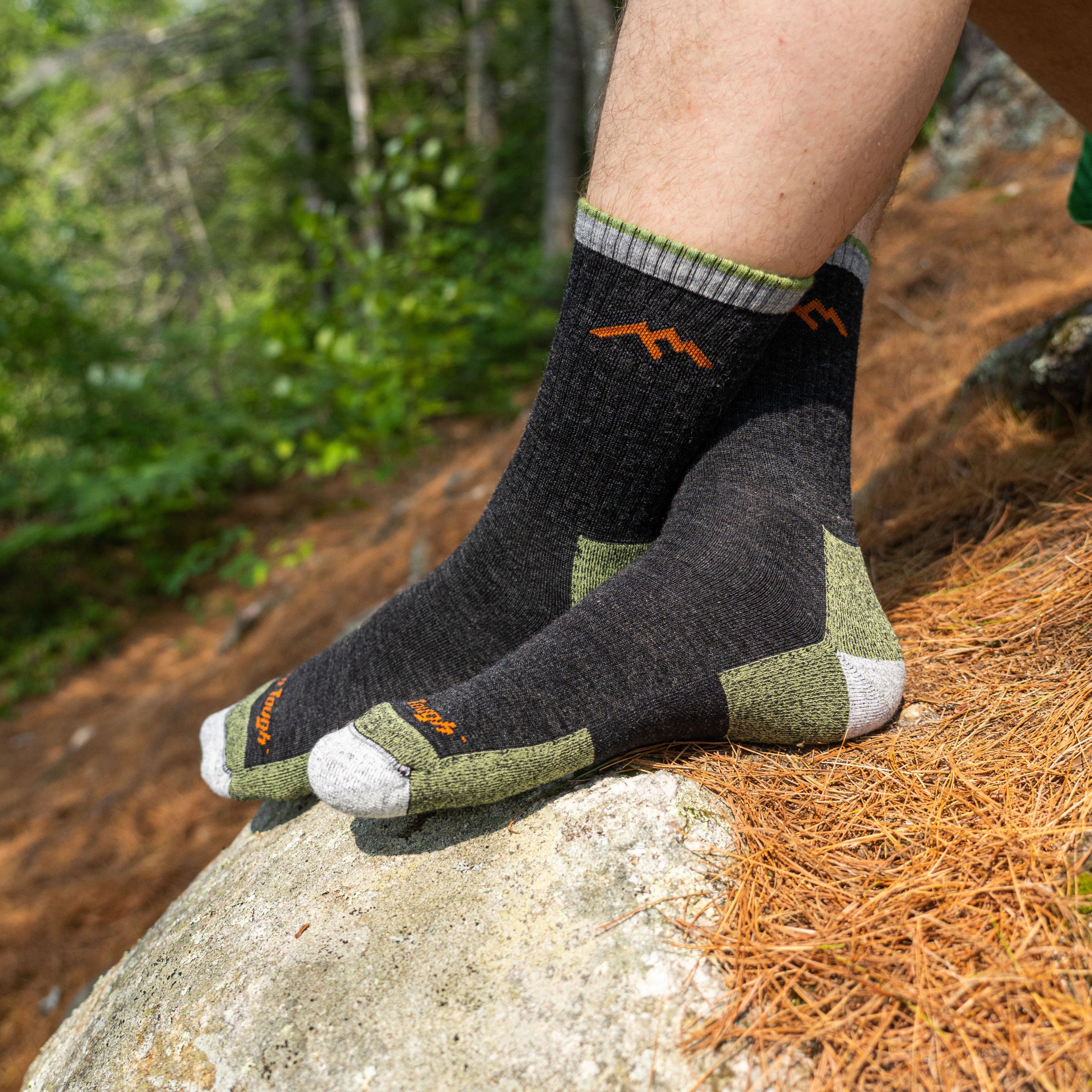 Darn Tough Hiker Micro Crew hiking socks with cushioning, Walnut