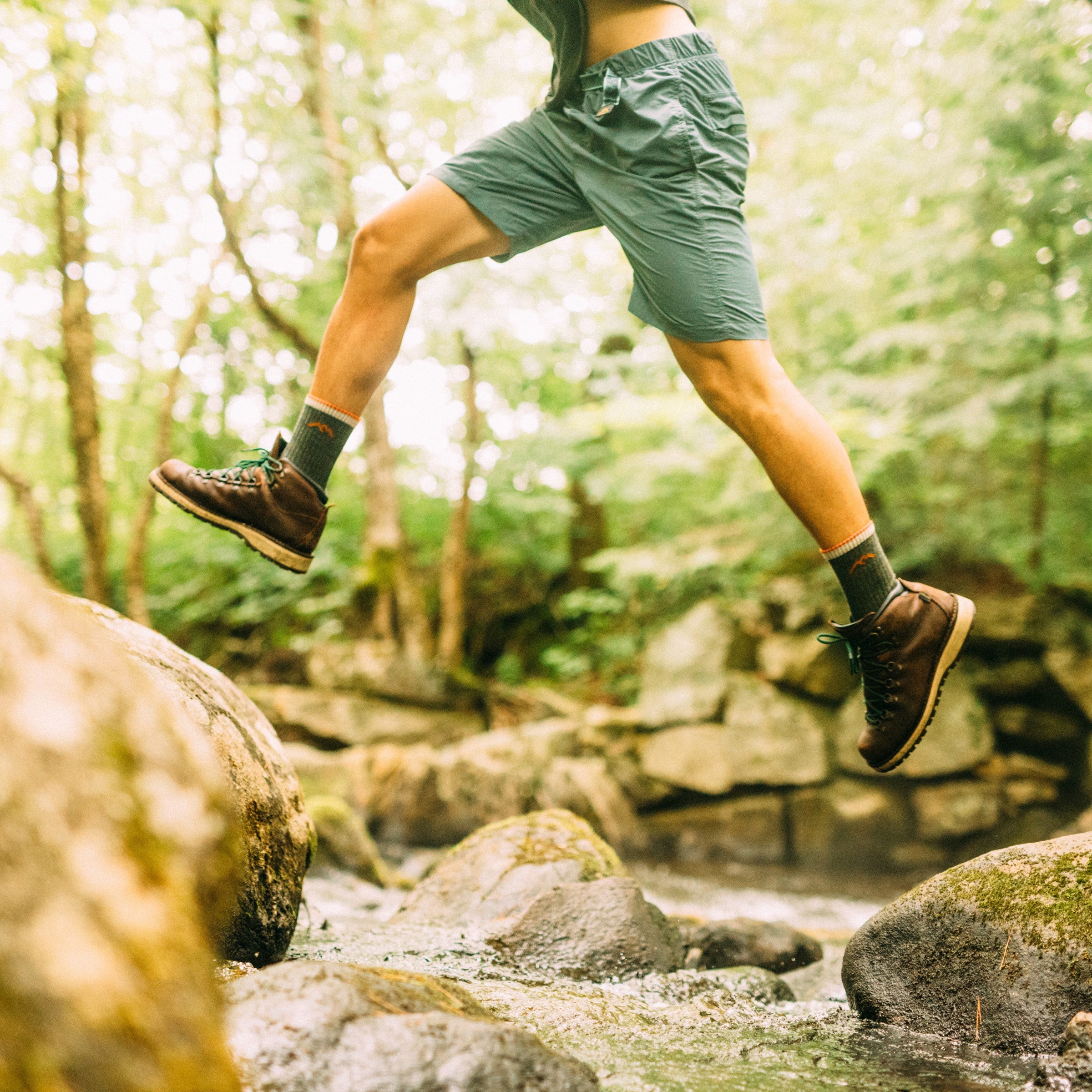 Darn Tough Hiker Micro Crew hiking socks with cushioning, Clover