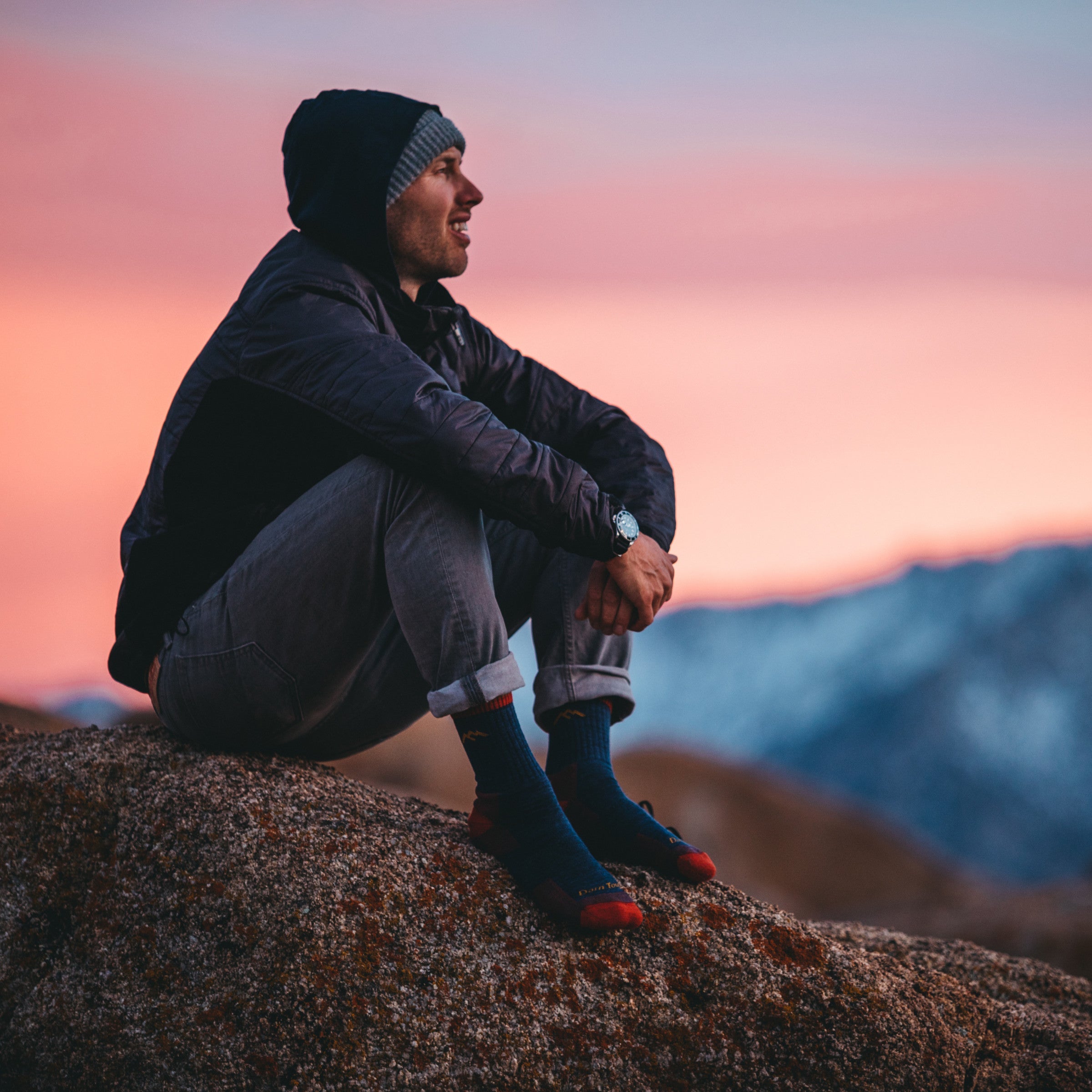 Darn Tough Hiker Micro Crew hiking socks with cushioning, Clover