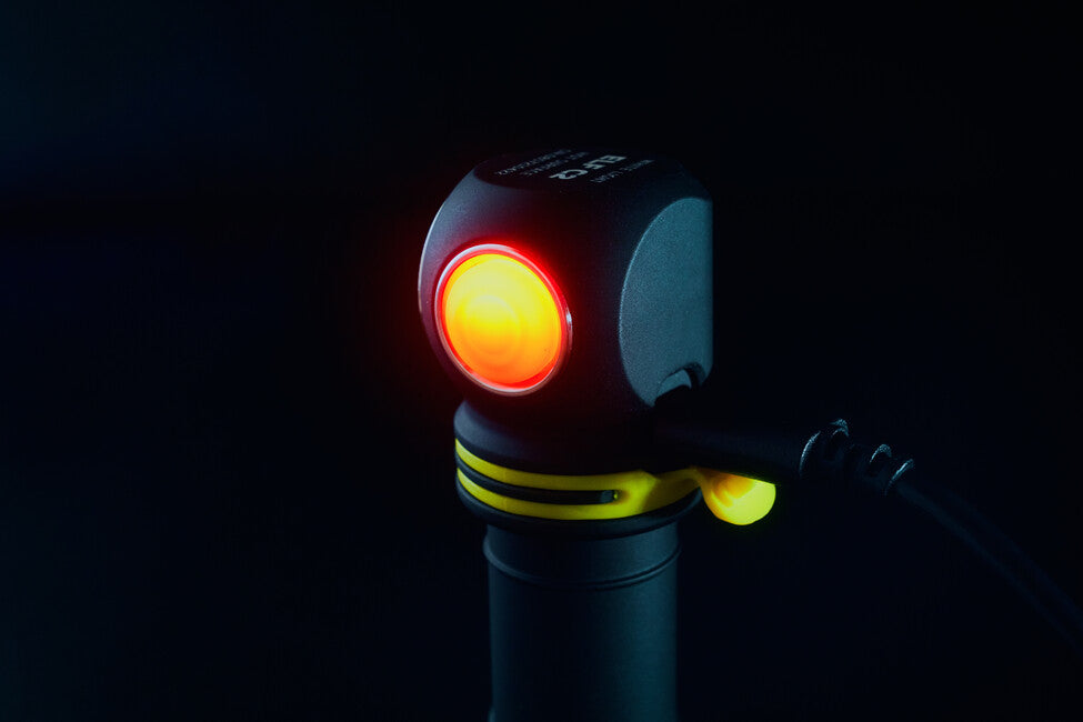 ArmyTek Elf C2 LED ročna svetilka studeno bela, napajanje iz akumulatorja, 1100 lm, 4800 h, 65 g