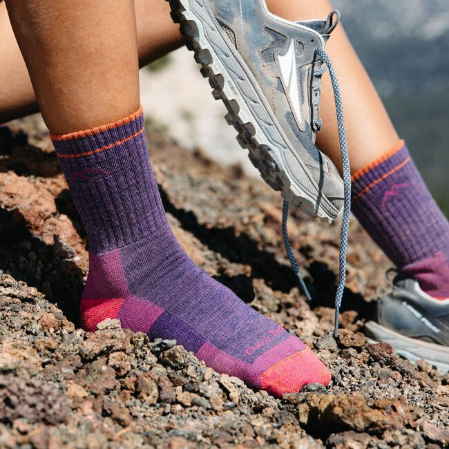 Darn Tough Hiker Micro Crew Κάλτσες μεσαίου βάρους με ενίσχυση, Plum Heather