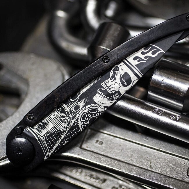 Deejo Black Tattoo Μαχαίρι Κλειστού Τύπου Biker Ebony Wood Ride or Die