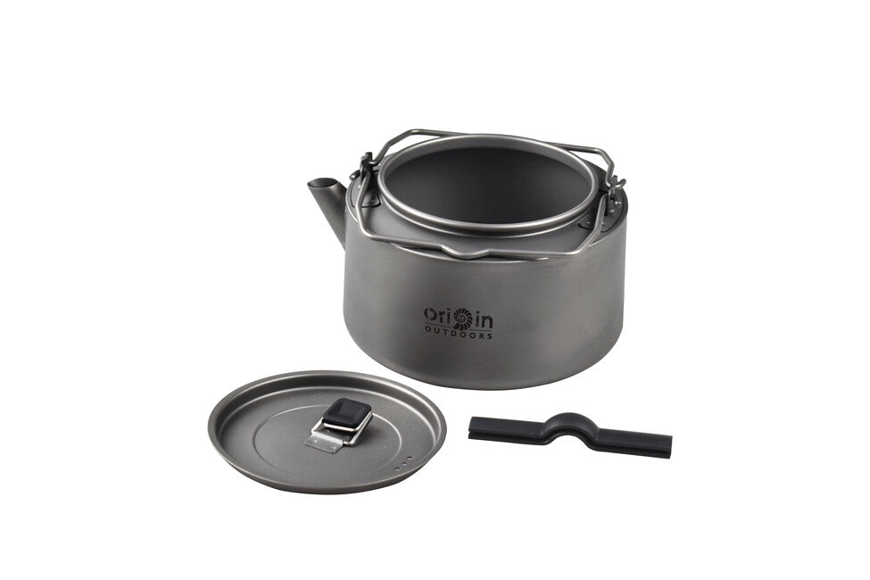Origin Outdoors Κάμπινγκ Τσαγιέρα τιτανίου με σιλικονούχες λαβές και σίτα, 1,2 L