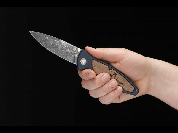 BÖKER® Tirpitz-Damascus Τσέπης Μαχαίρι 9,9 cm, Δαμασκηνό, Αλουμίνιο, Καρυδιά