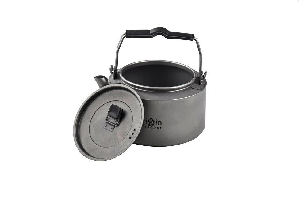 Origin Outdoors Κάμπινγκ Τσαγιέρα τιτανίου με σιλικονούχες λαβές και σίτα, 1,2 L