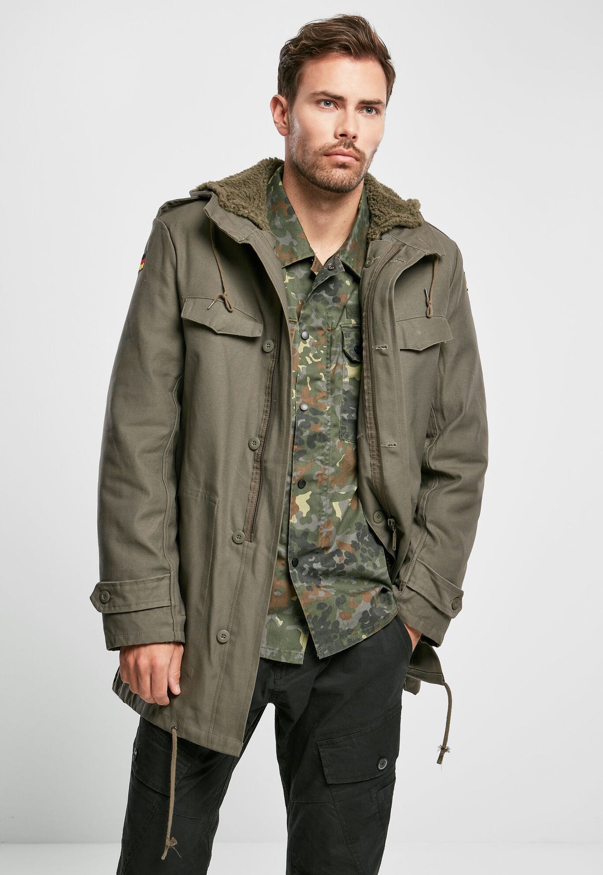 Brandit BW Parka s vlajkou, olivová