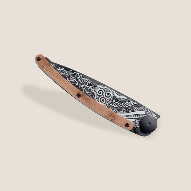 Deejo Tattoo Μαχαίρι με Κλιπ Μαύρο Juniper Celtic