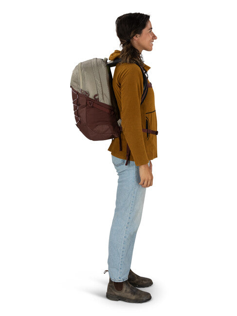 OSPREY Quasar 28 σακίδιο πλάτης αστικό, sawdust tan/raisin red