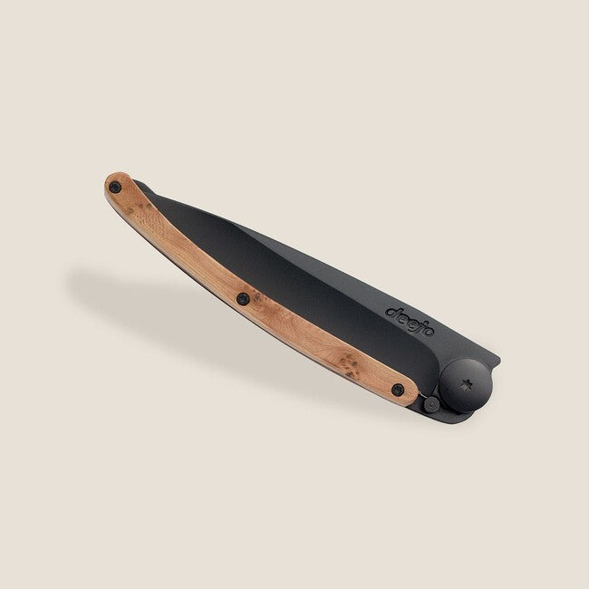 Deejo Μαχαίρι Στυλό με Κούμπωμα, Juniper Wood