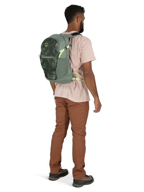 OSPREY DAYLITE PLUS 20 σακίδιο πλάτης αστικό, rattan print/rocky brook