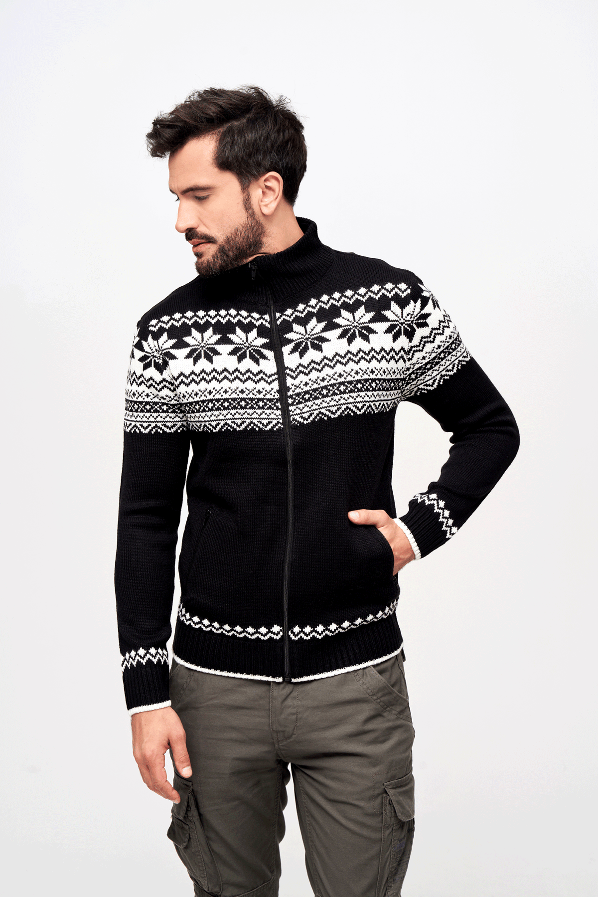 Brandit Norwegian sveter so zapínaním na zips, čierna