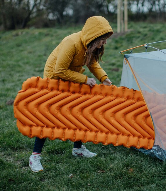 Klymit Static V Lite Απομονωμένο Χαλάκι Ύπνου, Πορτοκαλί Μάνγκο