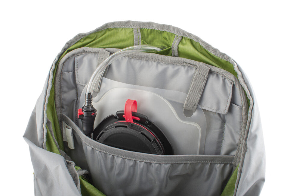 Pinguin Trail 42 Σακίδιο Nylon, 42 L, πράσινο