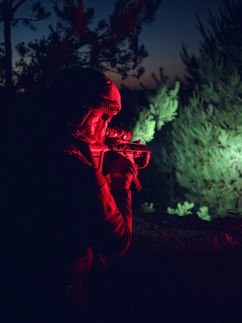 ArmyTek Dobermann Pro Φακός Τσέπης LED, White, Λειτουργία με Επαναφορτιζόμενη Μπαταρία, 1400 lm, 114 g