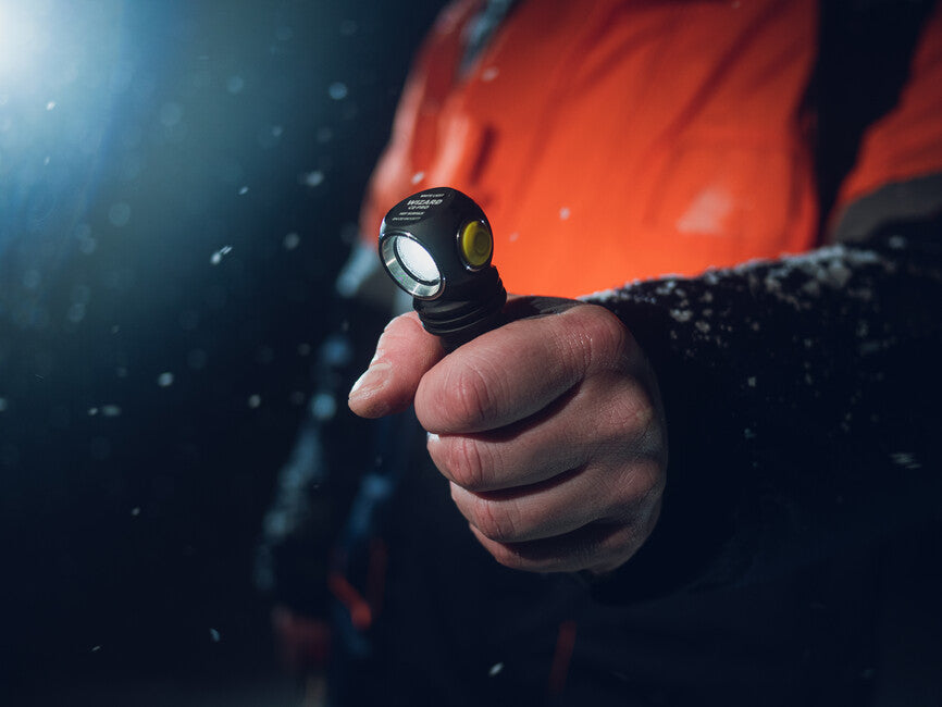 ArmyTek Wizard C2 Pro Φακός LED με Μαγνητικό Κάτοχο Τροφοδοσίας Μπαταρίας, White, 2500 lm, 4800 h, 65