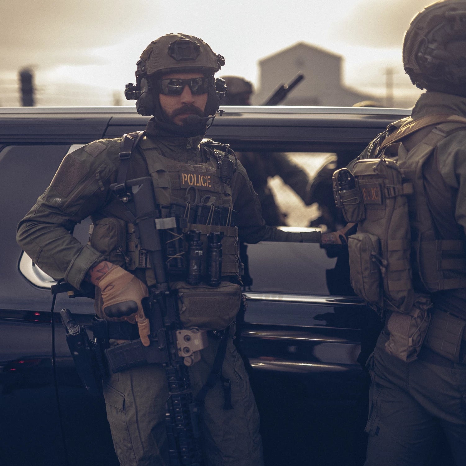 Helikon-Tex MCDU Combat Shirt nátelník ruksak taktický NyCo Ripstop, coyote – v použití 1