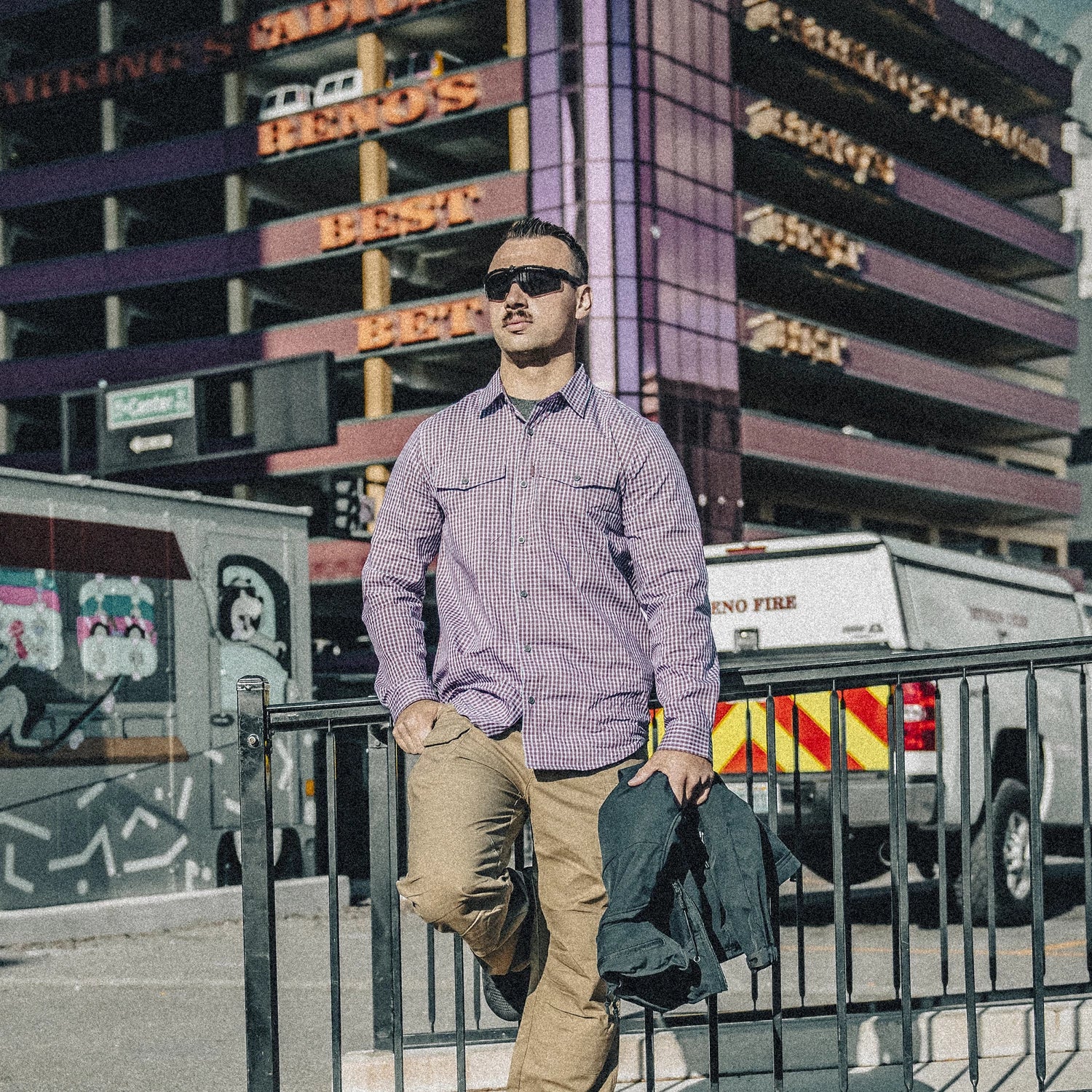 Helikon-Tex košeľa Taktická Savage Green Checkered na skryté nosenie – v použití 1