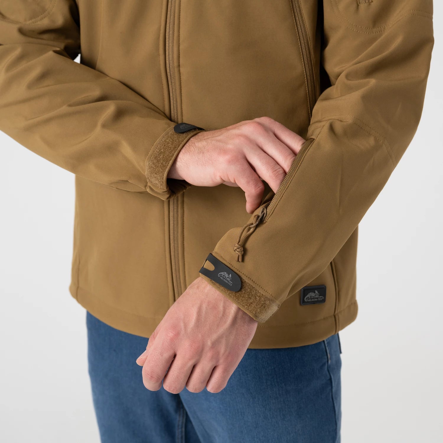 Helikon-Tex Gunfighter vode a vetruodolná bunda, Olive green – detail 1