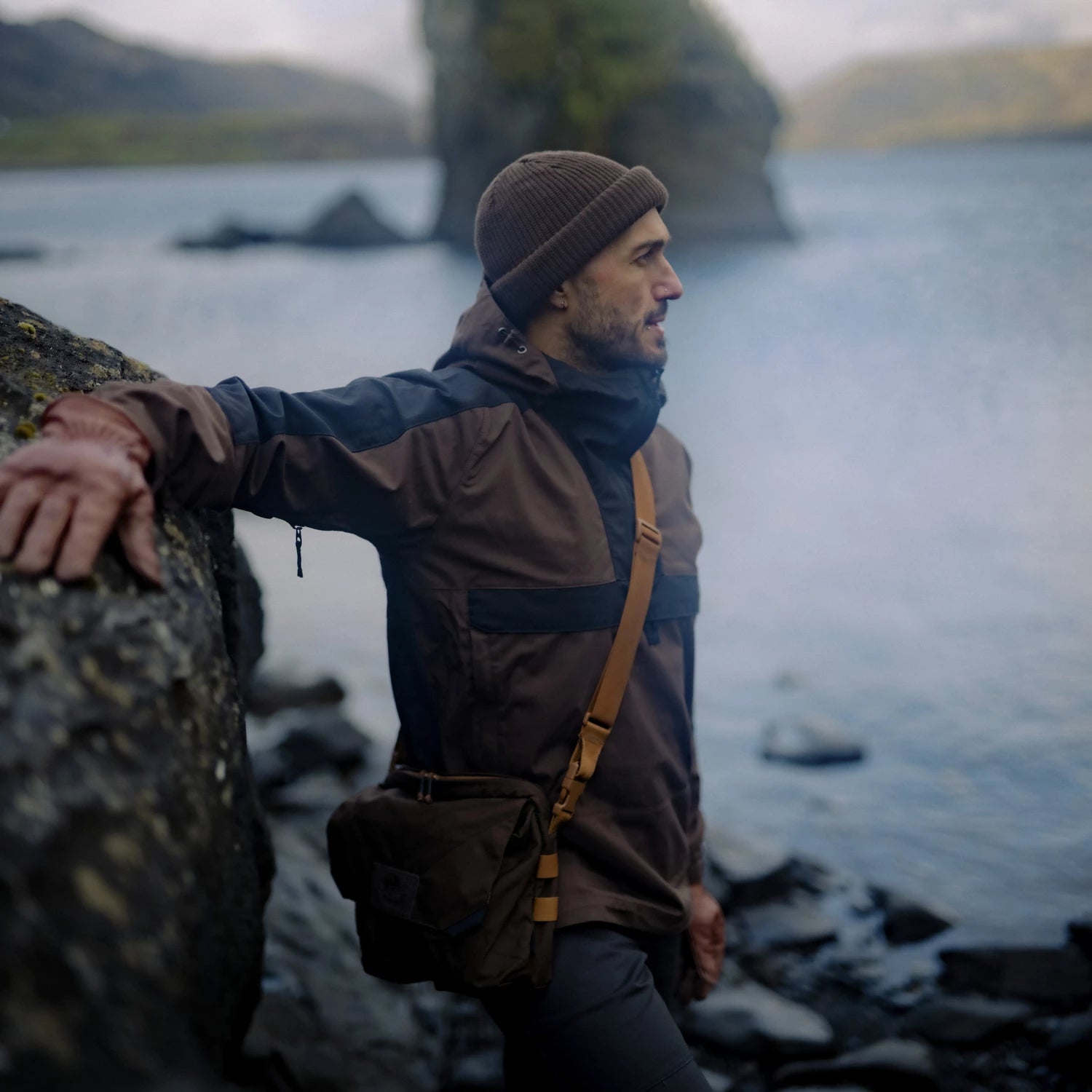 Helikon-Tex WOODSMAN Anorak bunda, Coyote – v použití 2