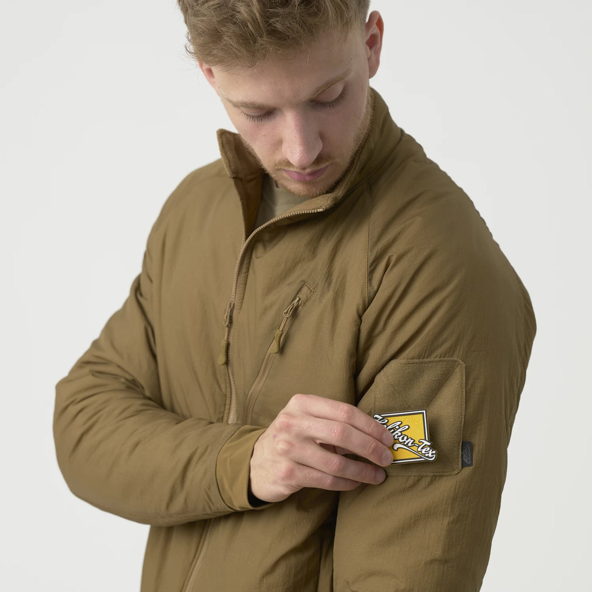 Helikon-Tex WOLFHOUND bunda Flecktarn – detail 4