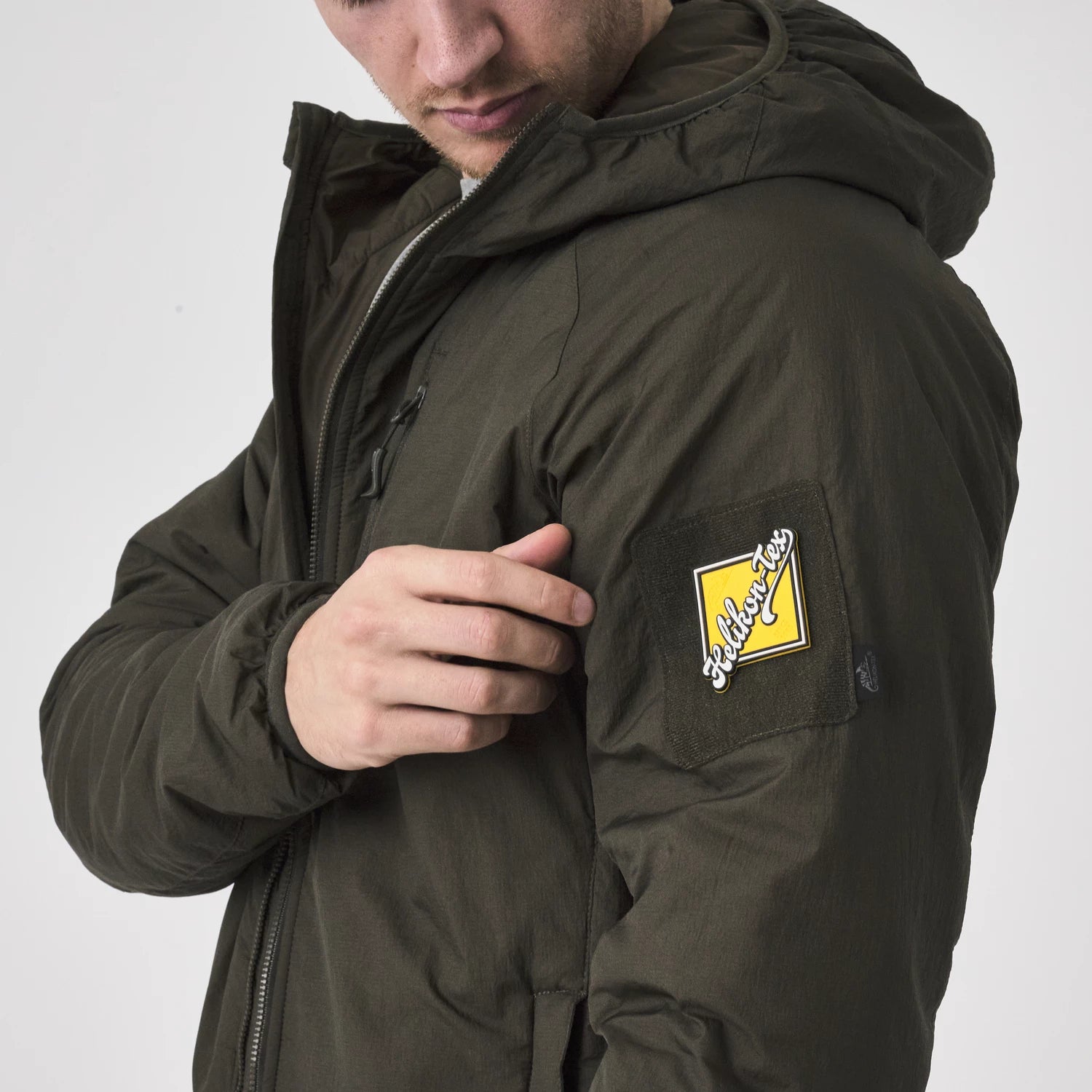 Helikon-Tex WOLFHOUND bunda s kapucňou Climashield Apex, PenCott WildWood™ – detail 8