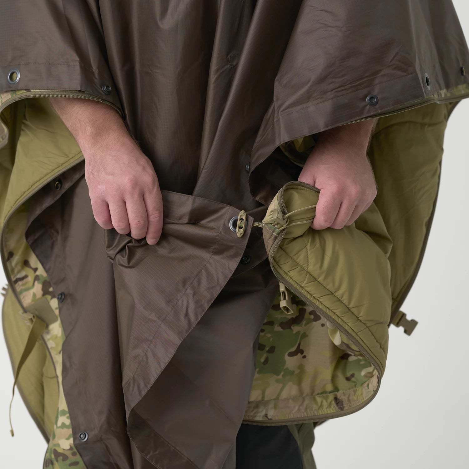 Helikon-Tex PONCHO U.S. MODEL, olivová – detail 1