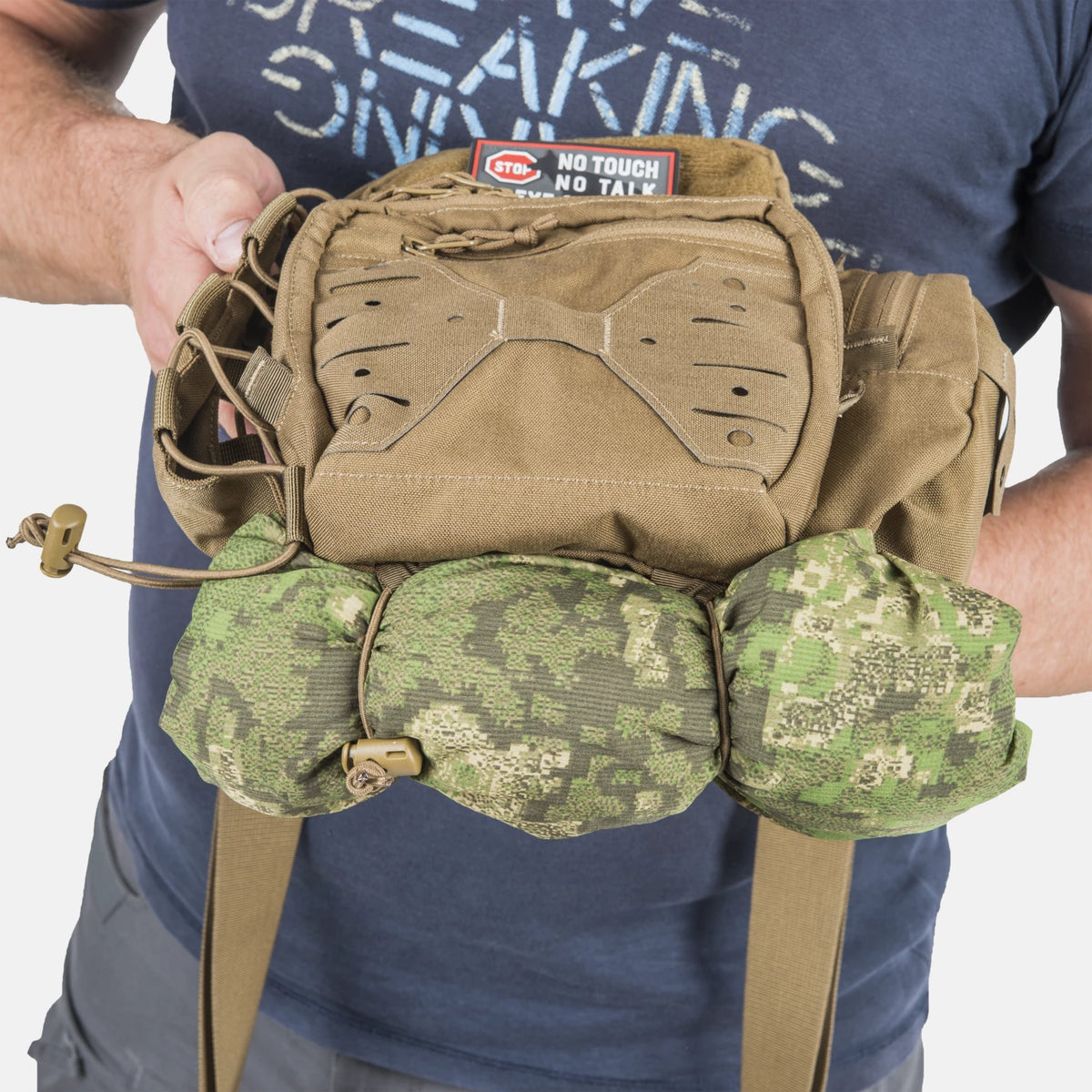 Helikon-Tex EDC SIDE BAG® kapsa cez rameno, čierna – detail 11