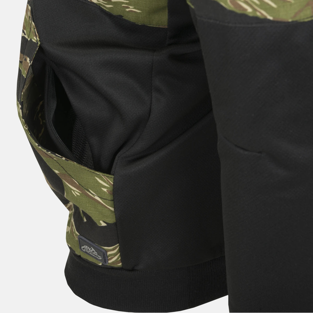 Helikon-Tex ROGUE HOODIE bunda, BLACK/DESERT NIGHT CAMO – detail 4