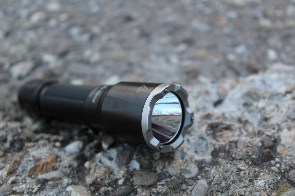 Fenix TK16 V2.0 φακός, μαύρο