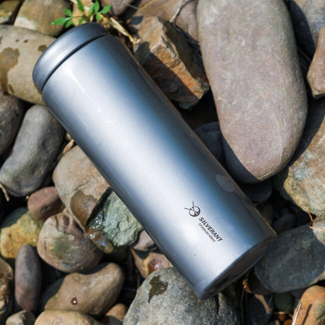 Silverant Τιτάνιο Μπουκάλι με Επίπεδο Καπάκι, 600 ml