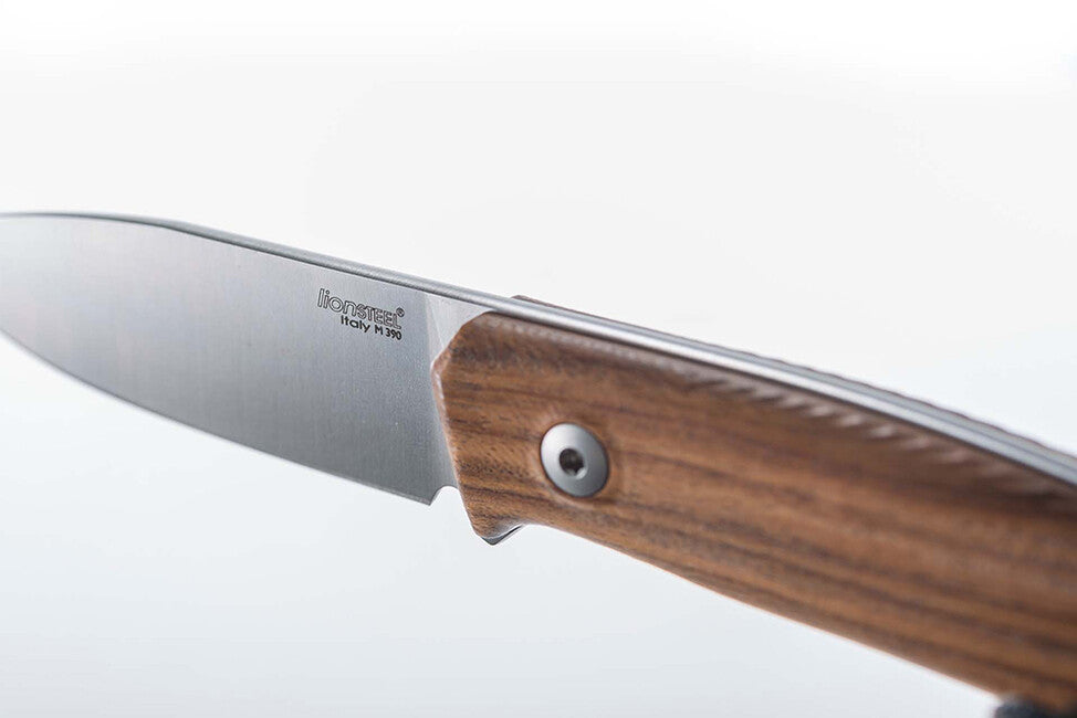 Lionsteel M1 ST πολύ πρακτικό