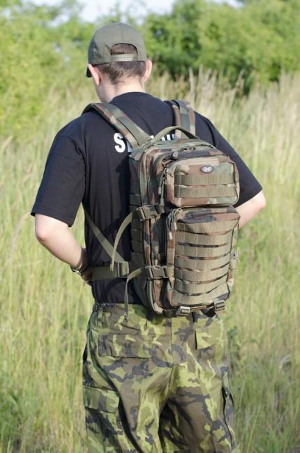 MFH Σακίδιο Πλάτης Assault, Woodland 30L