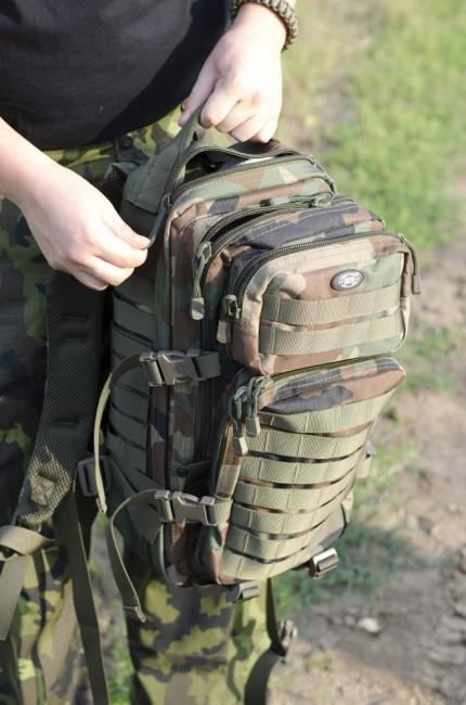 MFH Σακίδιο Πλάτης Assault, Woodland 30L