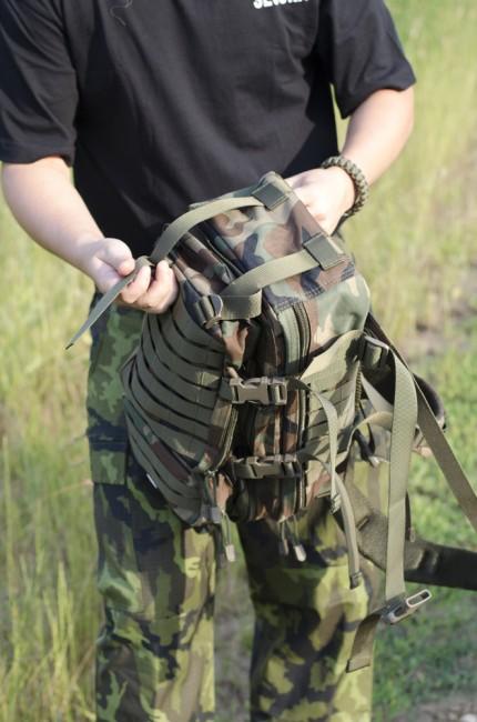 MFH Σακίδιο Πλάτης Assault, Woodland 30L