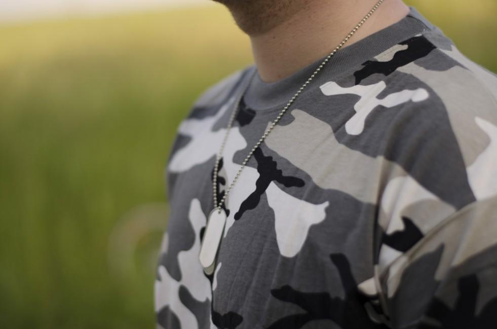 MFH Metro Urban μπλουζάκι camo, ολόμαυρο-λευκό