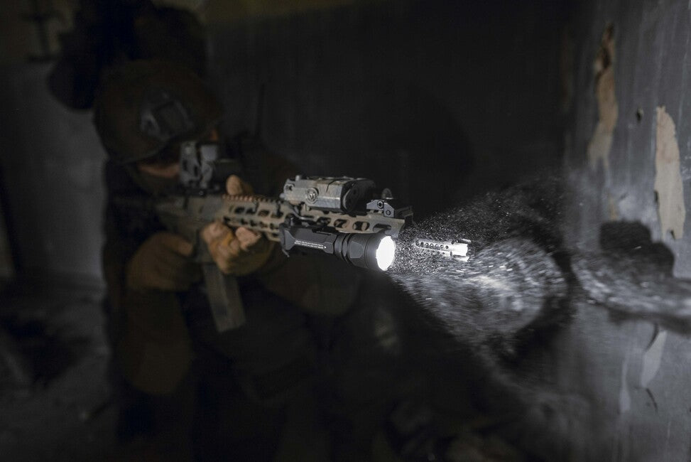 ArmyTek Parma C2IR Pro Συμπαγής Επαναφορτιζόμενος Φακός Όπλου 1200lm